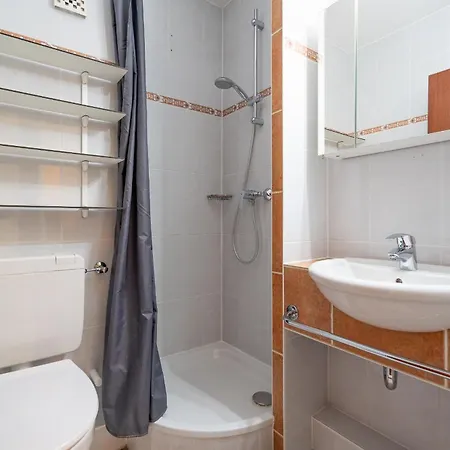 Solaris 17 Mit Balkon, Hundefreundlich Und Strandnah * Groemitz